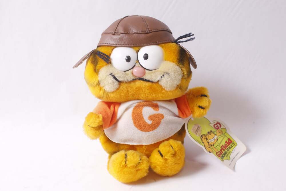 1980s Dakin Garfield Armchair Athlete Bean Bag Football Player ~ 260317-WH 990